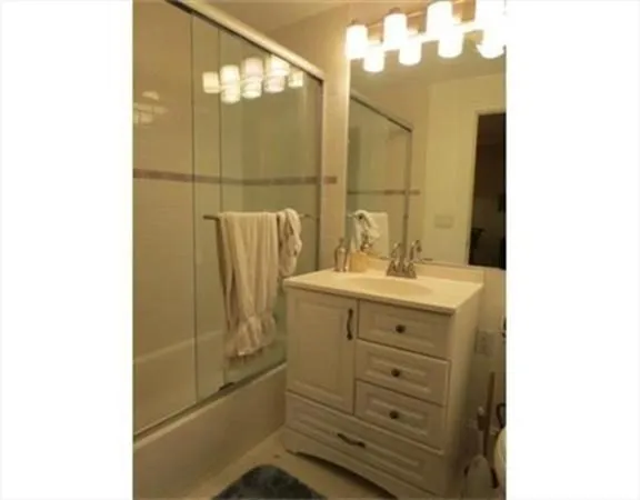 6 Bristol St, Wellington-Harrington