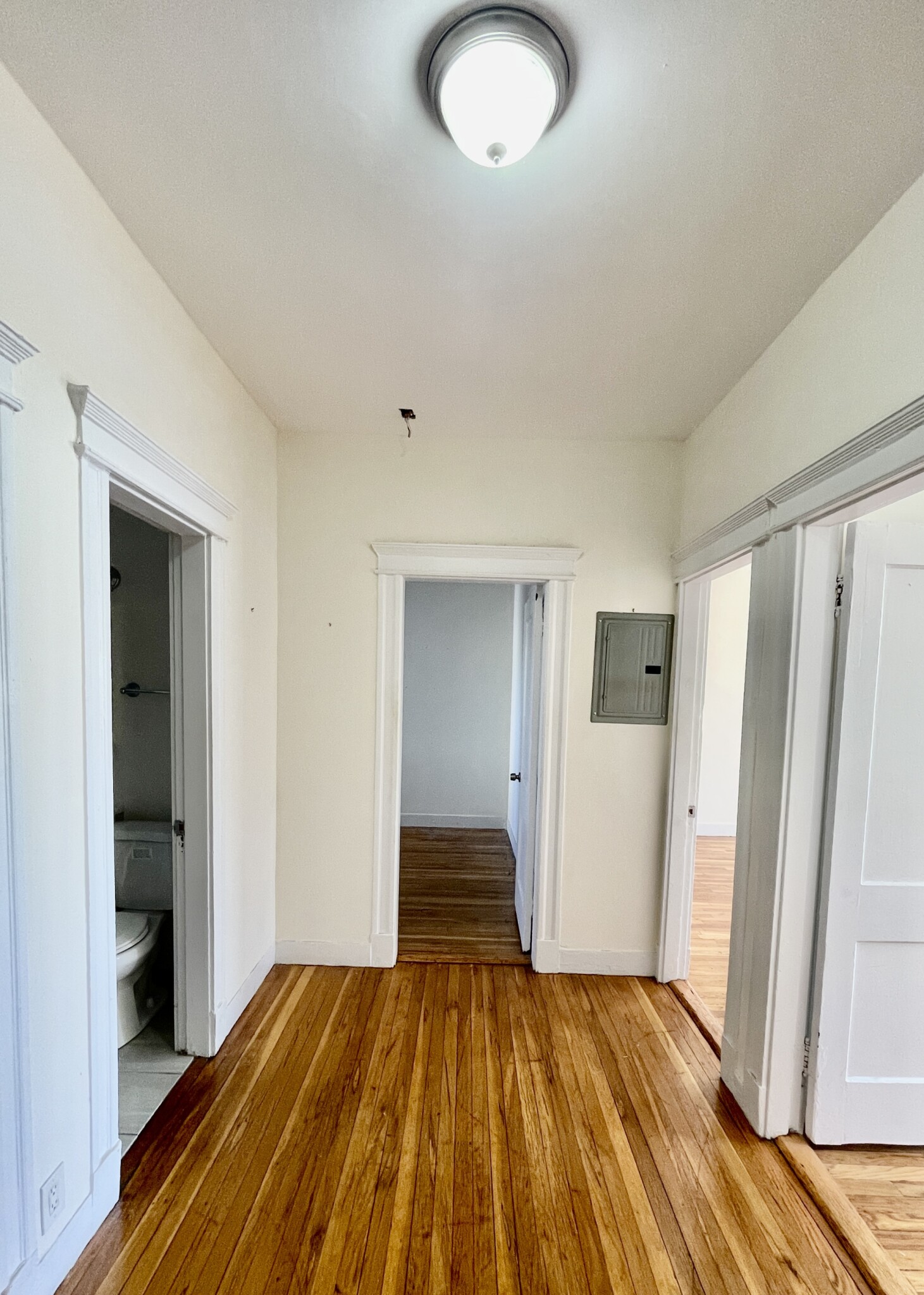 1637 Commonwealth Ave, Brighton