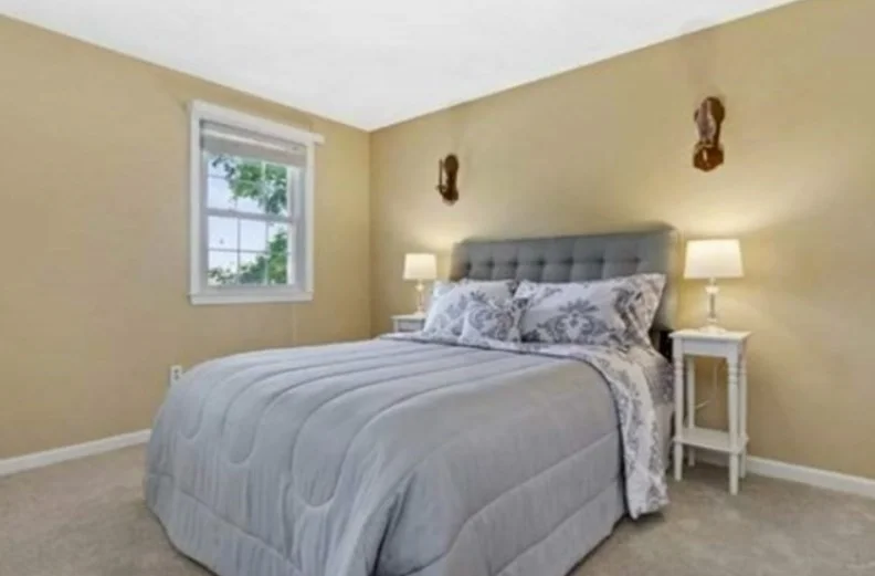 546 Lincoln St, Waltham