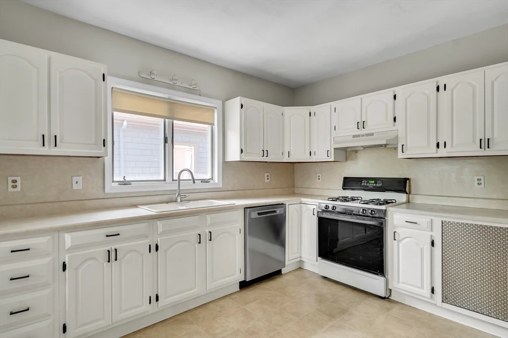 228 Harvard St, Medford