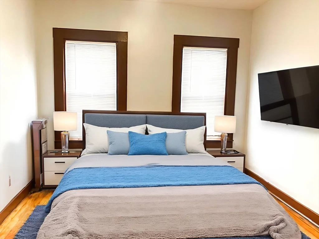 436 Warren Ave, Brockton