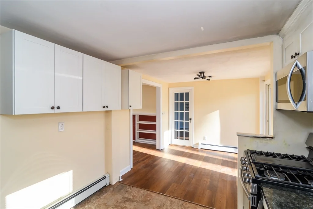 10 Spring Valley Rd, Natick