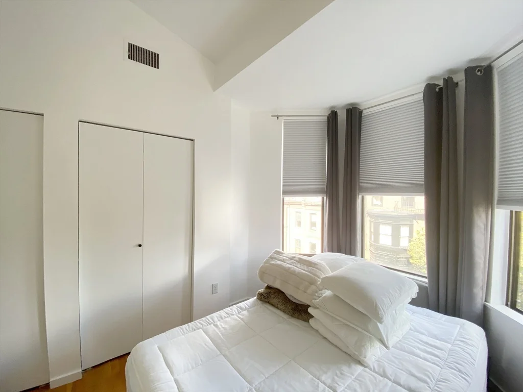 363 Marlborough St, Back Bay