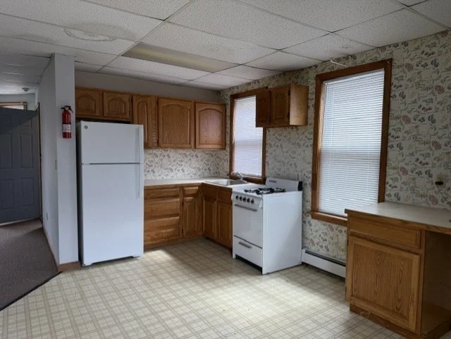 19 Lexington, Fall River