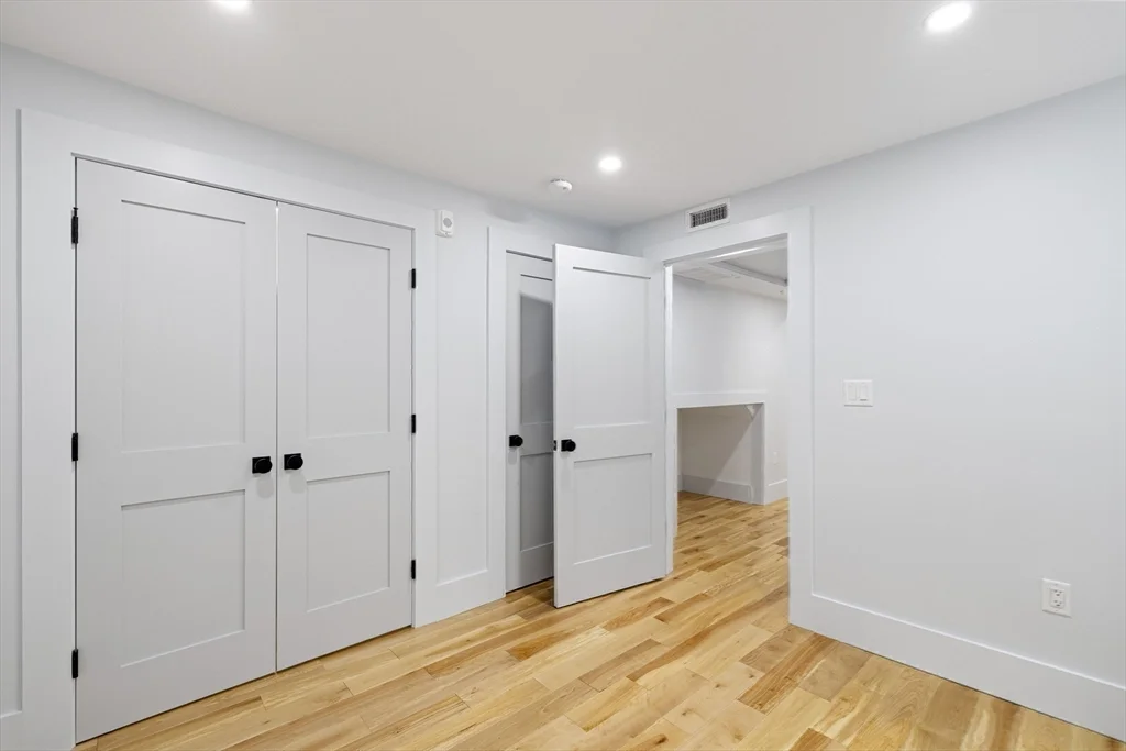 133 Spring St, East Cambridge