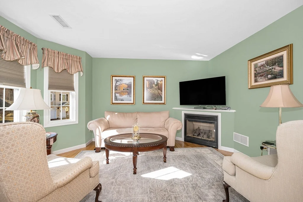 262 Littleton Rd, Chelmsford