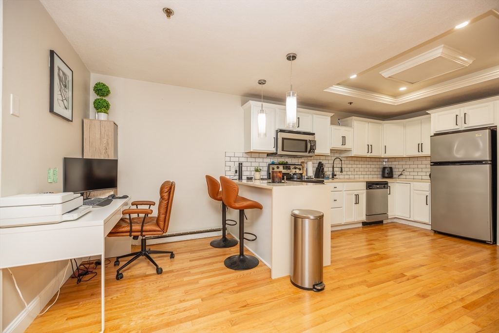 10 Beacon St, Woburn