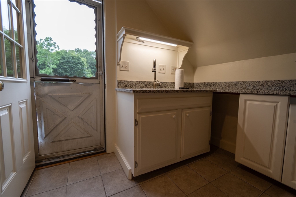 57 Stevens St, Stoneham