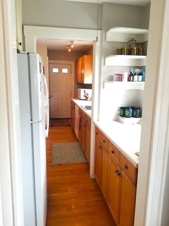 49 Newland Rd, Arlington