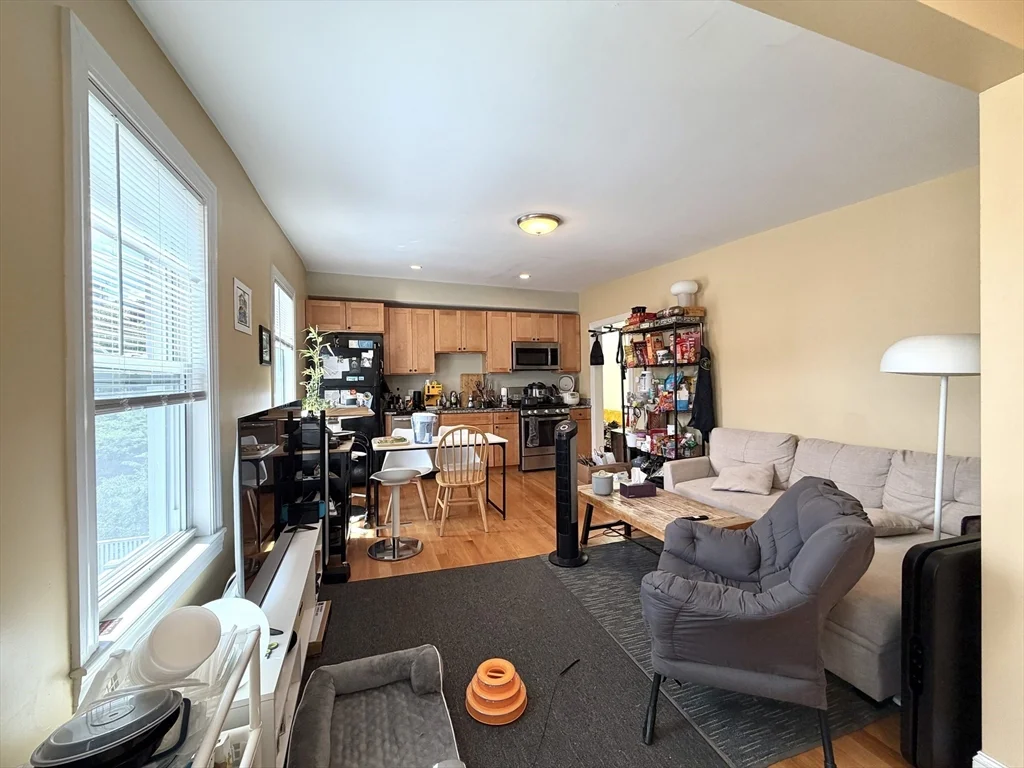 303 Hurley St, East Cambridge