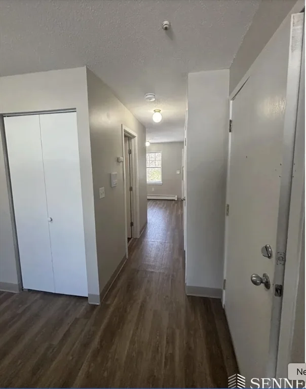 65 Frank's Ln, Hanover