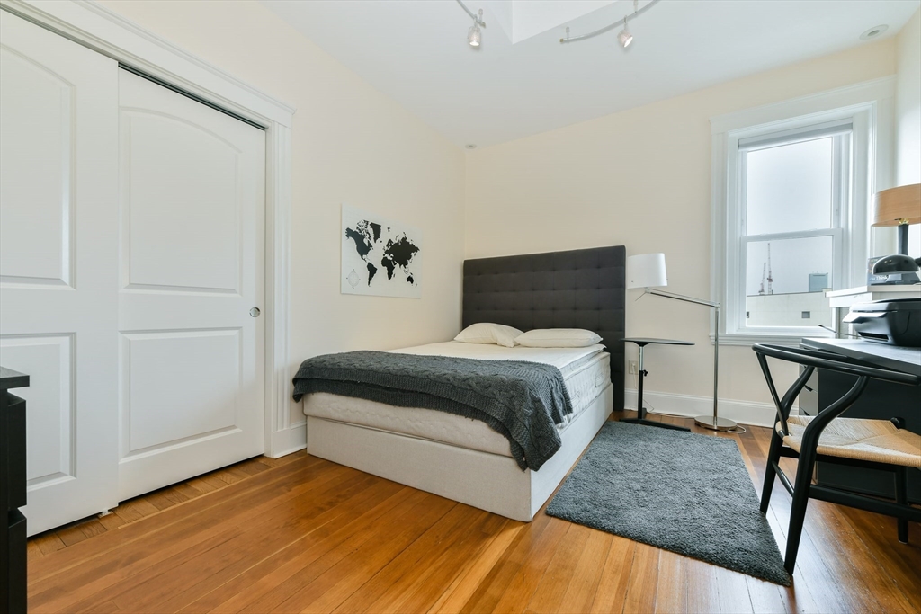 1038 Beacon St, Brookline