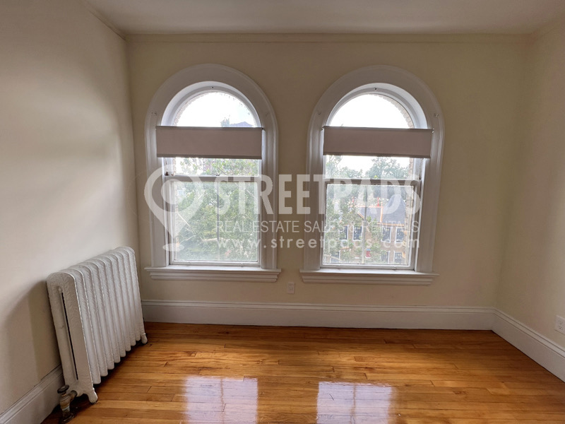 2 Ware St, Mid-Cambridge