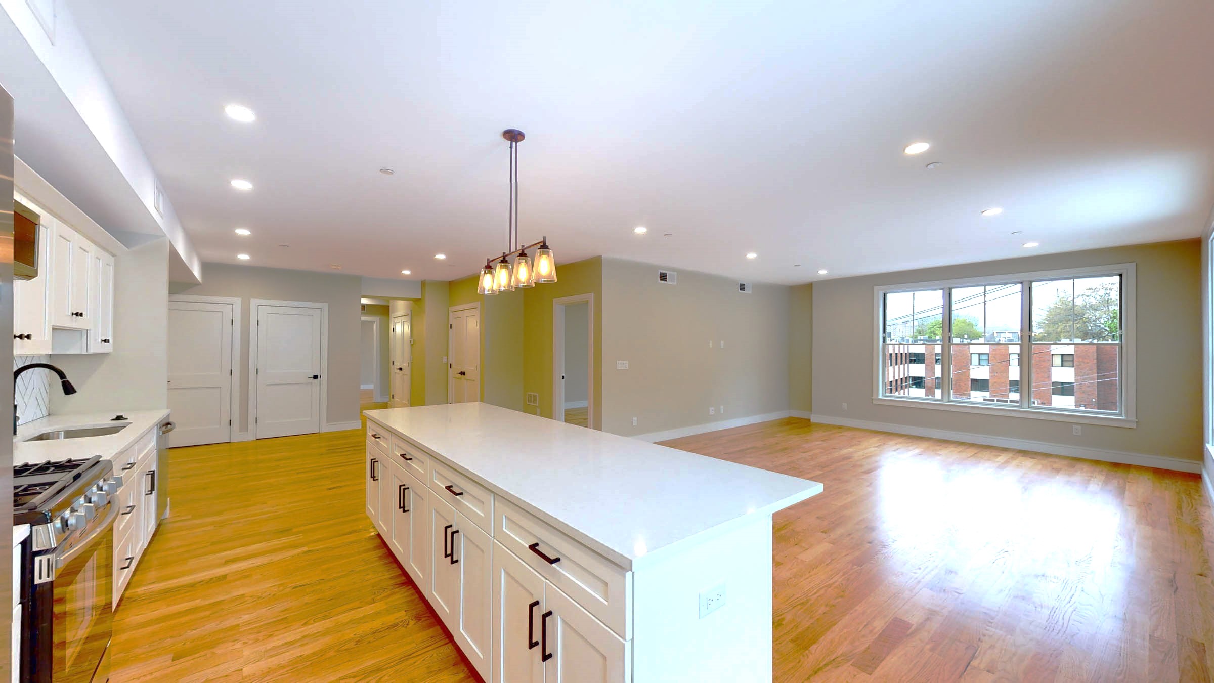 3 bed, 2 bath apartment for rent at 81 Chestnut Hill Ave Unit 303, Brighton — photo 1 of 10