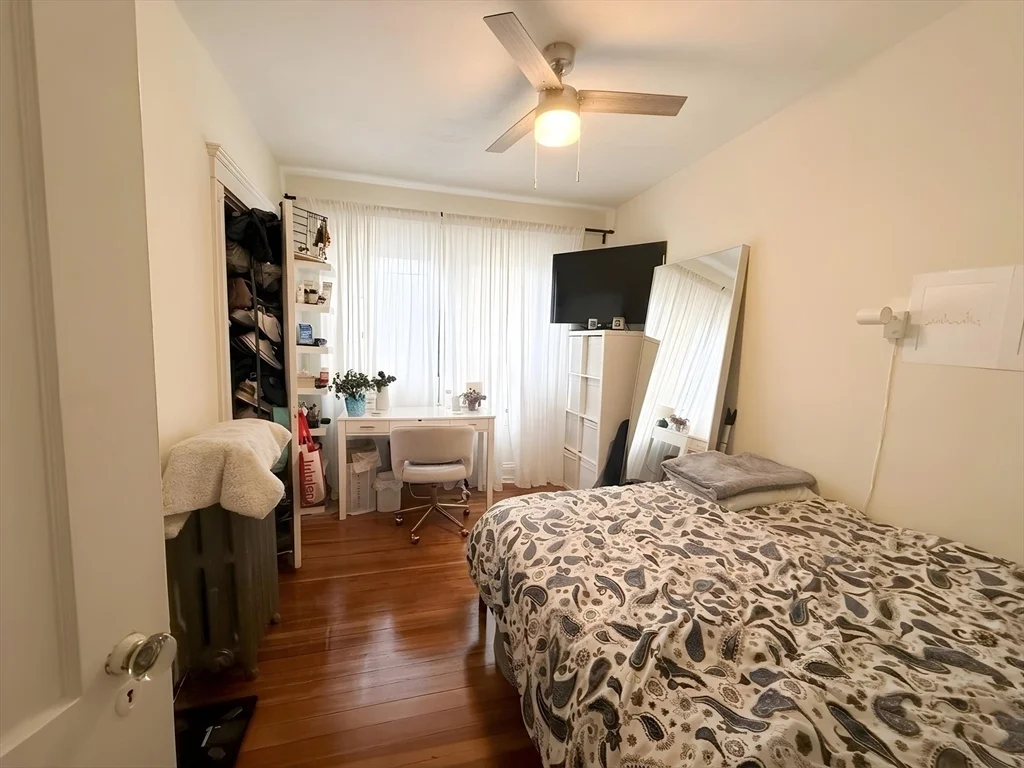 1472 Commonwealth Ave, Brighton