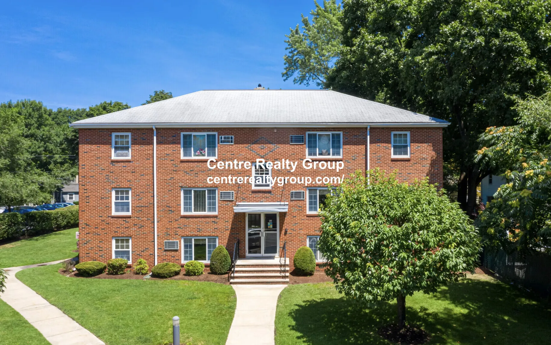 12 Brattle Dr, Arlington