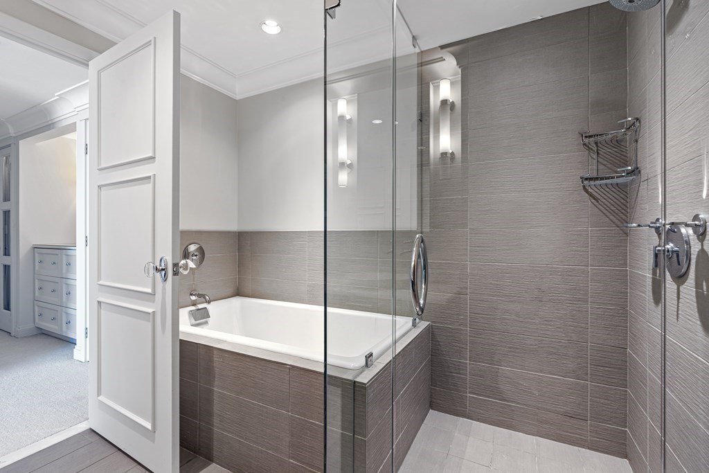 110 Stuart St, Downtown