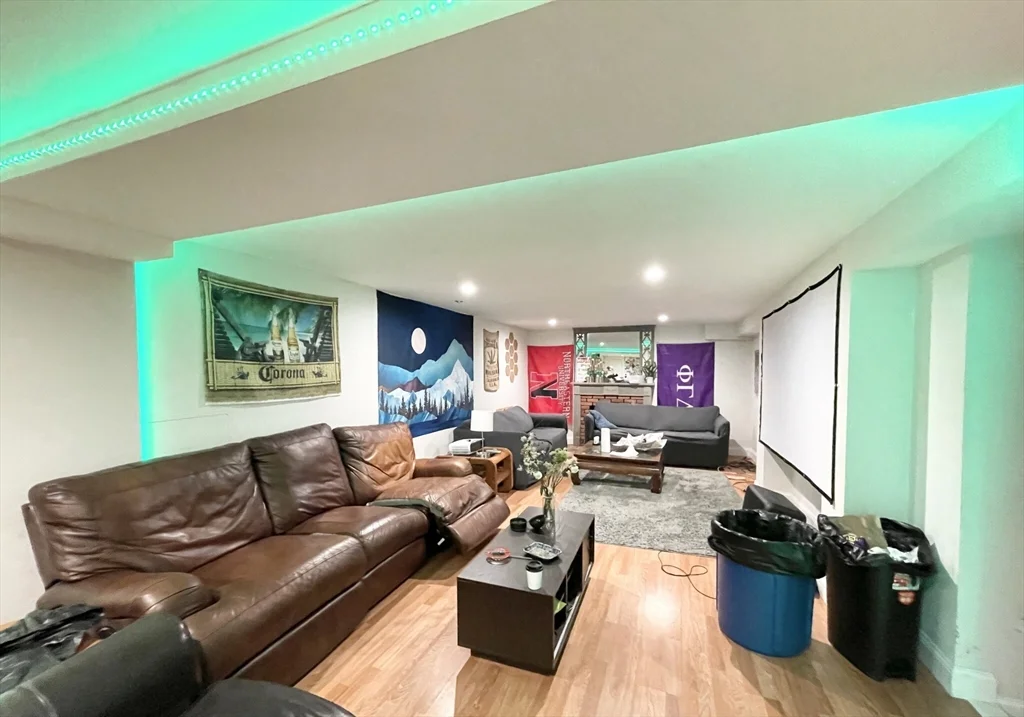 22 Parker Hill Ave, Mission Hill