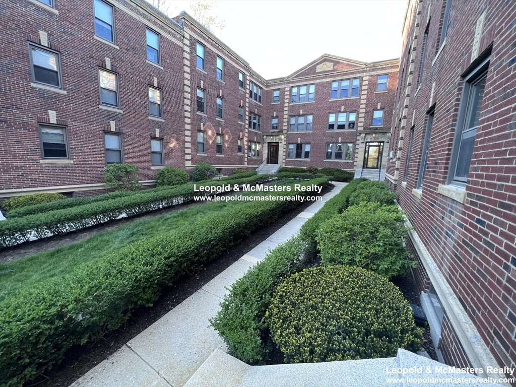 98 Longwood, Coolidge Corner