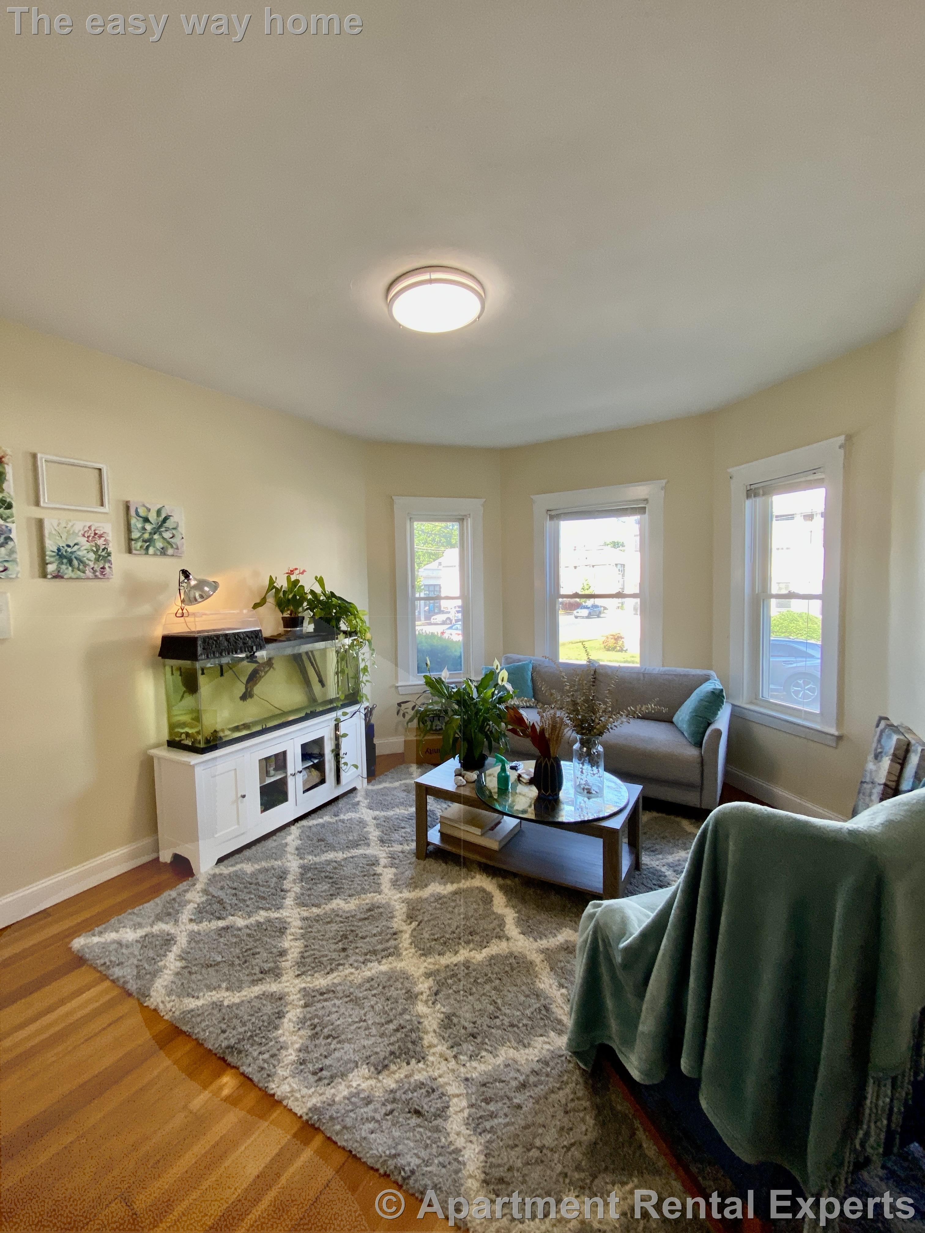 258 Belmont St, Watertown Center