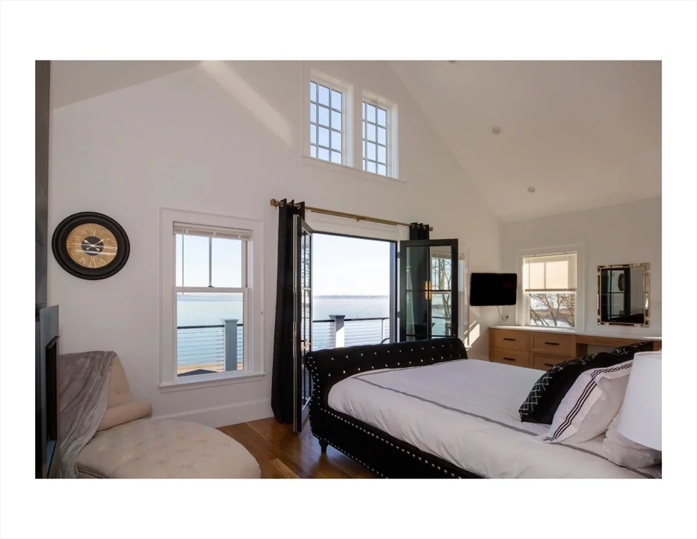 153 Bayside Rd, Quincy