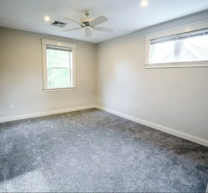 3 A Allen St, Natick