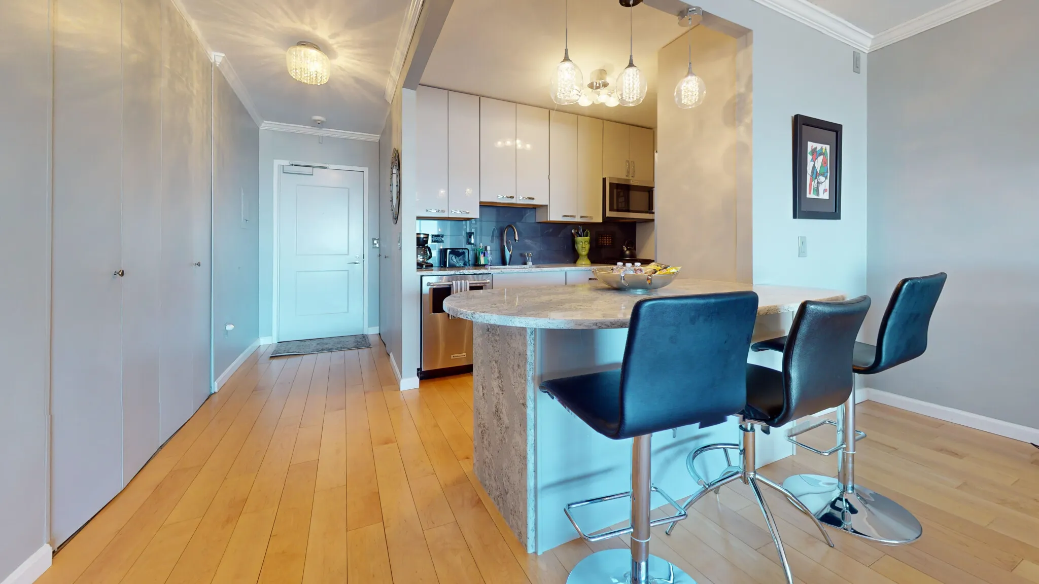 8 Whittier Pl, West End