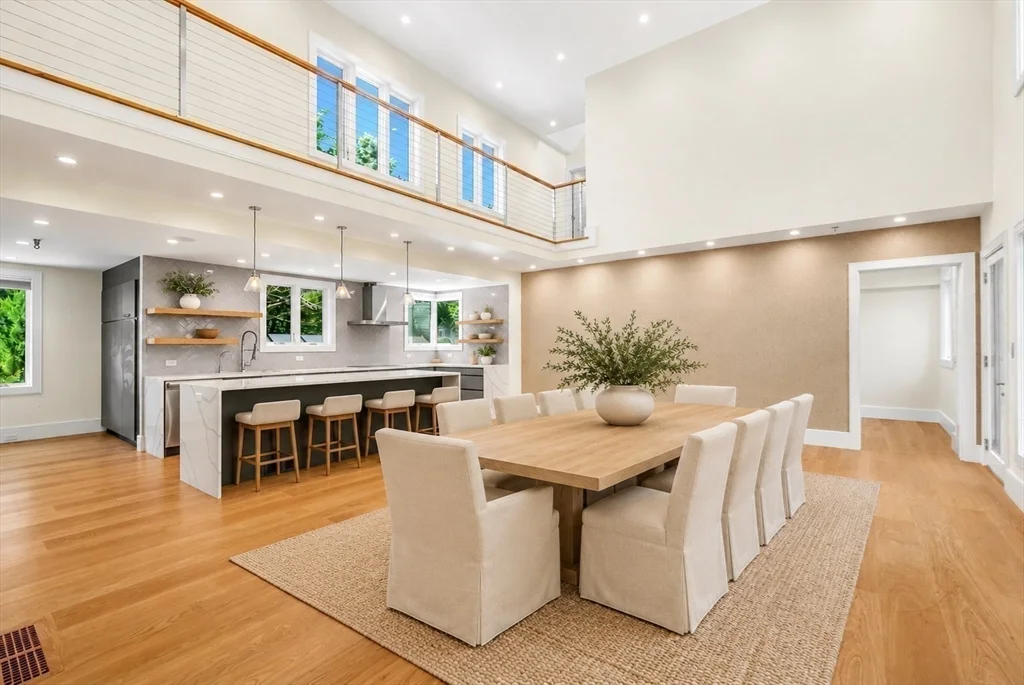 59 Fresh Pond Ln, West Cambridge
