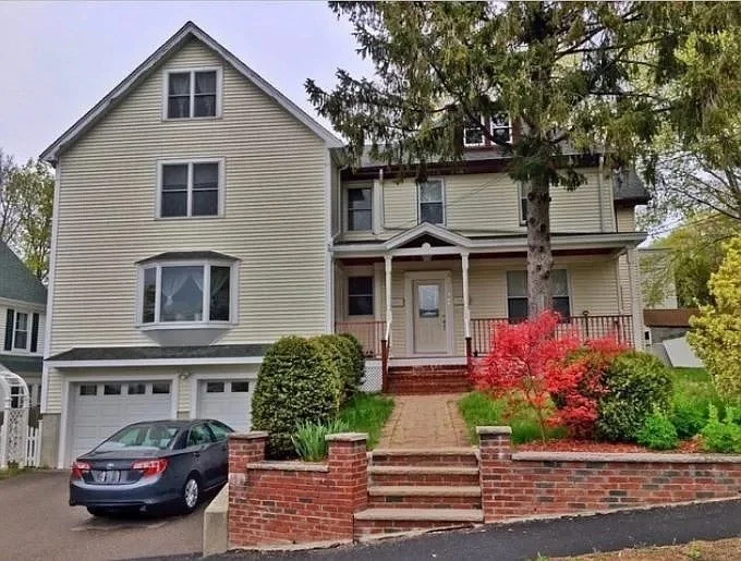 308 Belmont St, Quincy
