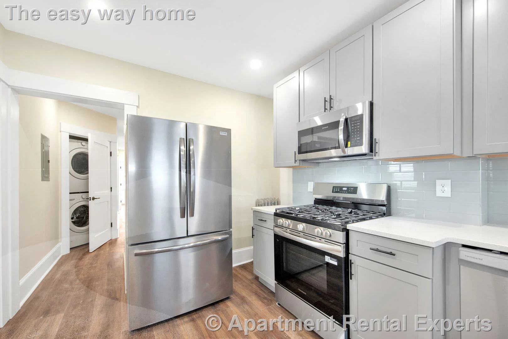 105 School St, Roxbury