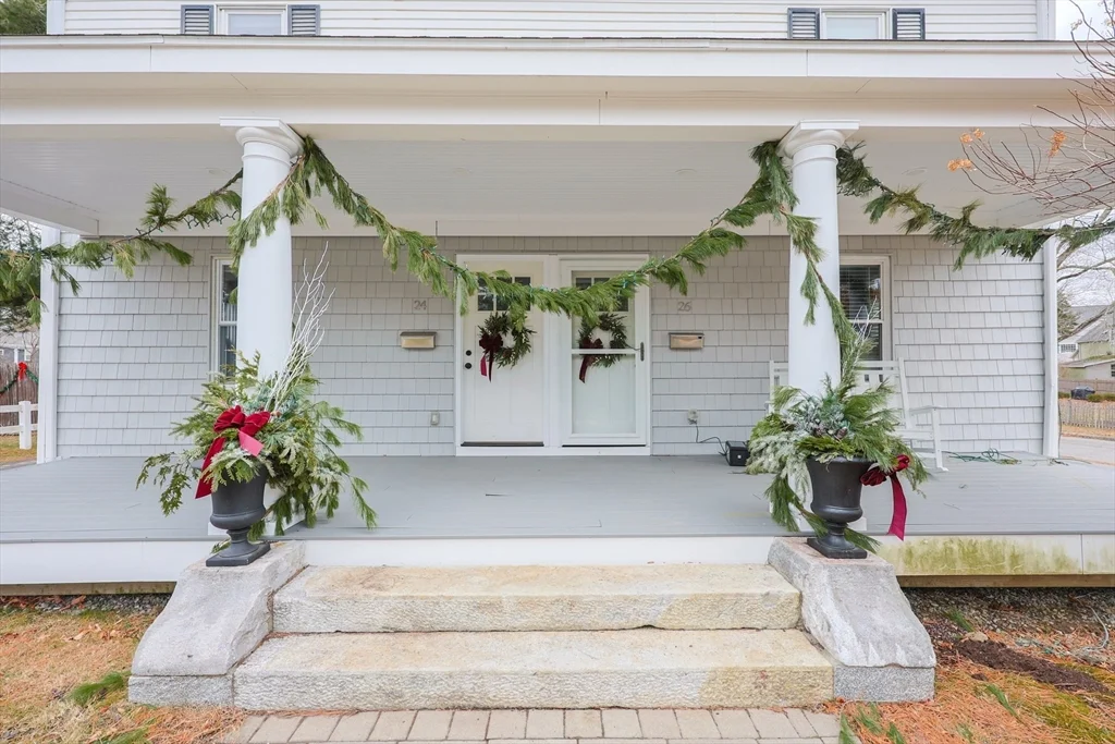 24 Charles St, Westborough