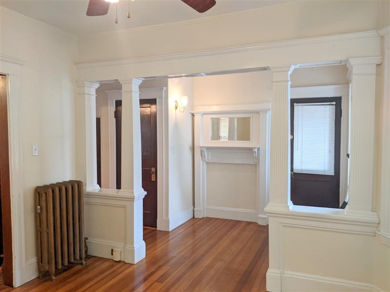 19 Leonard St, Tufts