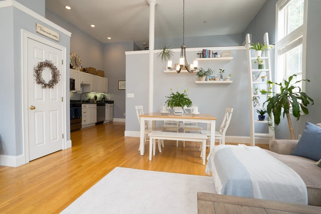 352 West 3rd St, South Boston