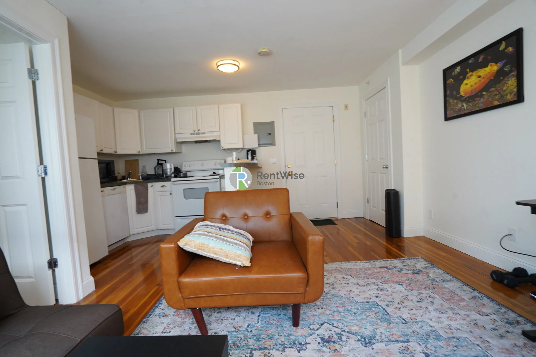 8 Griggs Pl, Allston