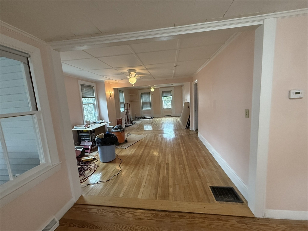 7 Fremont St, Downtown