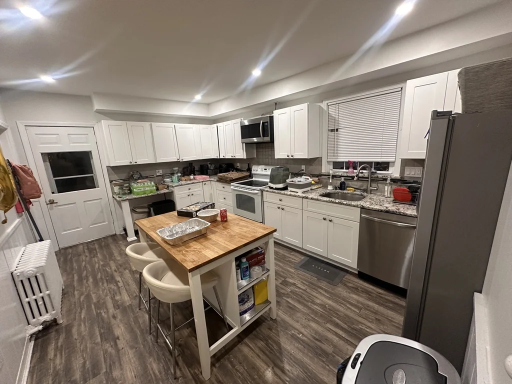 585 Main St, Watertown