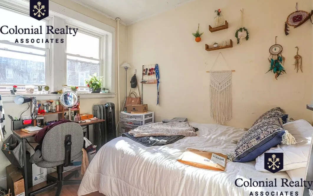 54 Egmont St, North Brookline