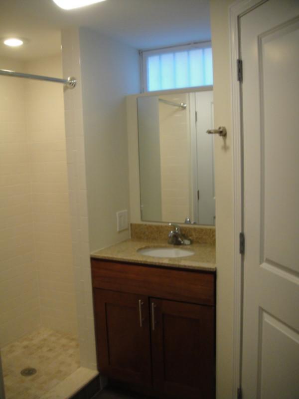 34 Sussex St, Roxbury