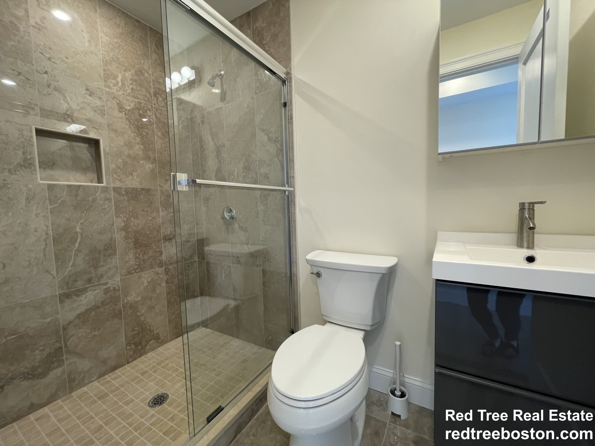 1028 Commonwealth Ave, Boston