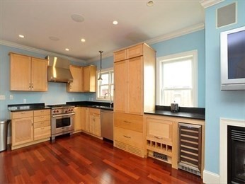 192 Walnut St, Dorchester