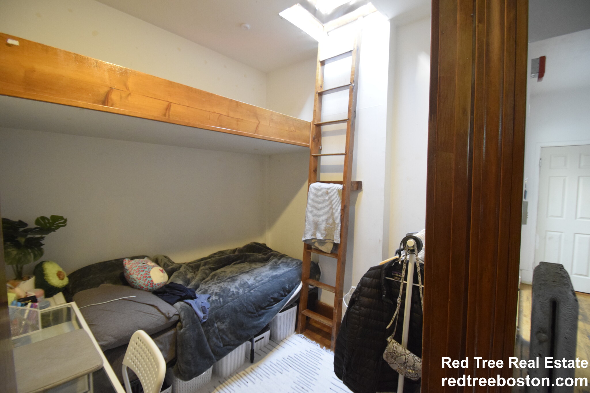 17 Aberdeen St, Fenway