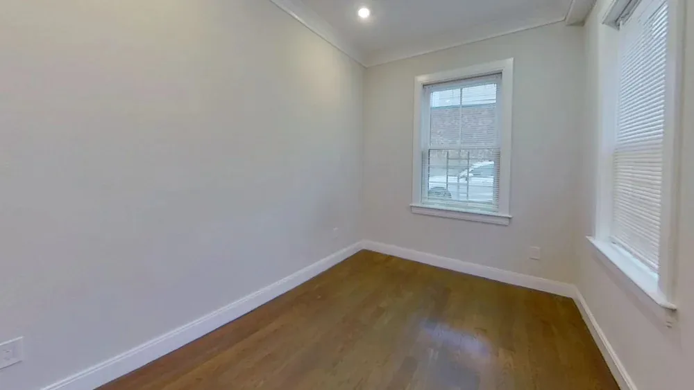 79 Linden St, Brighton