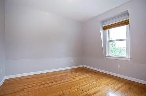 35 Maple St, South Side