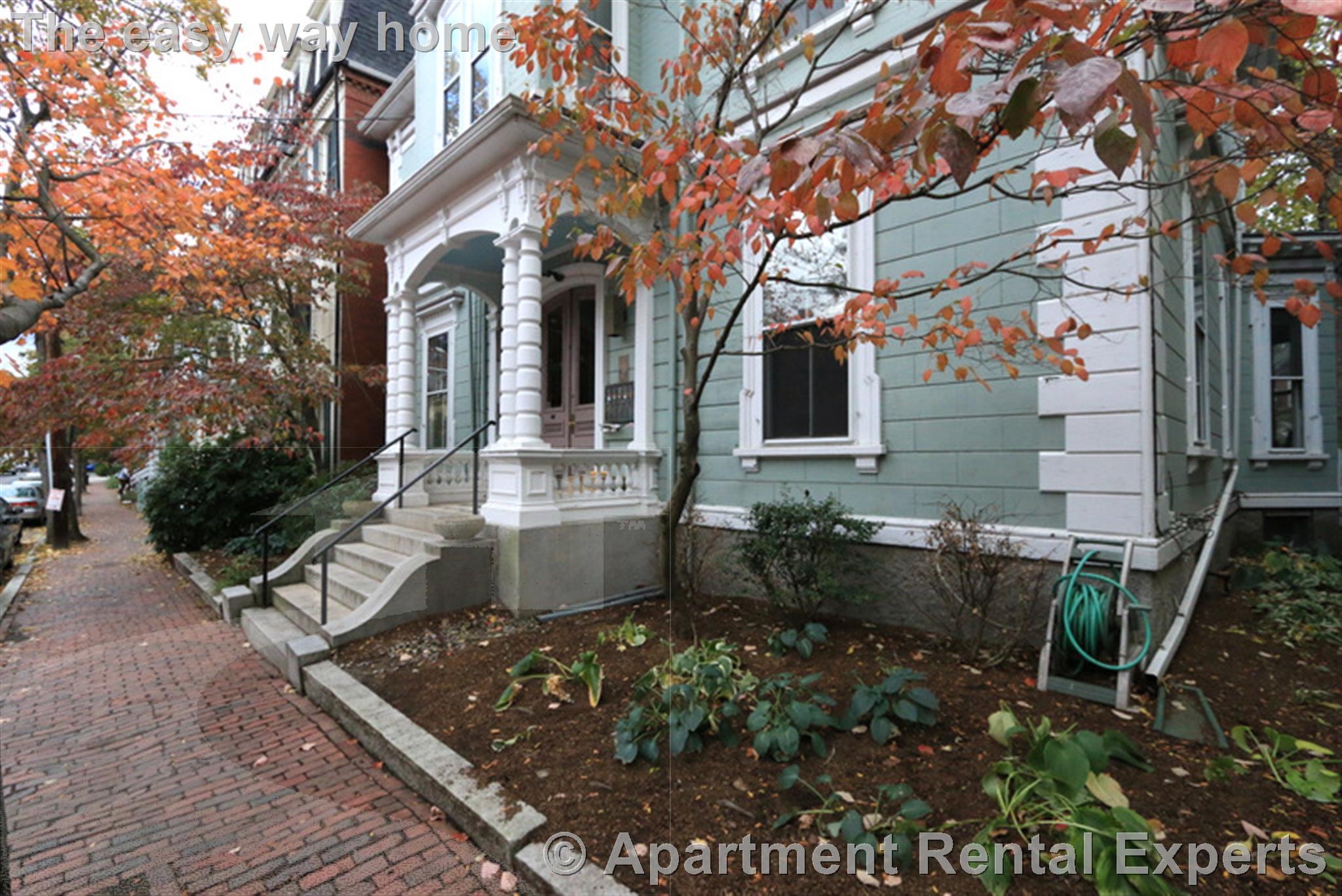 22 Bigelow St, Central Square