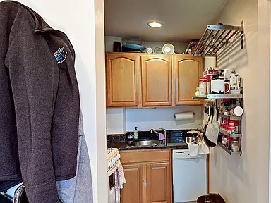 423 Shawmut Ave, South End