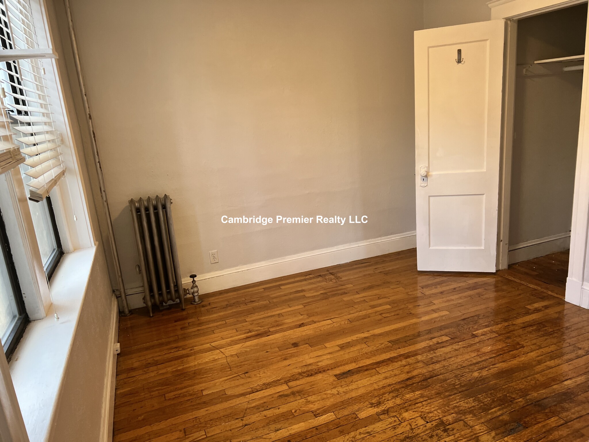 335 Harvard St, Mid-Cambridge