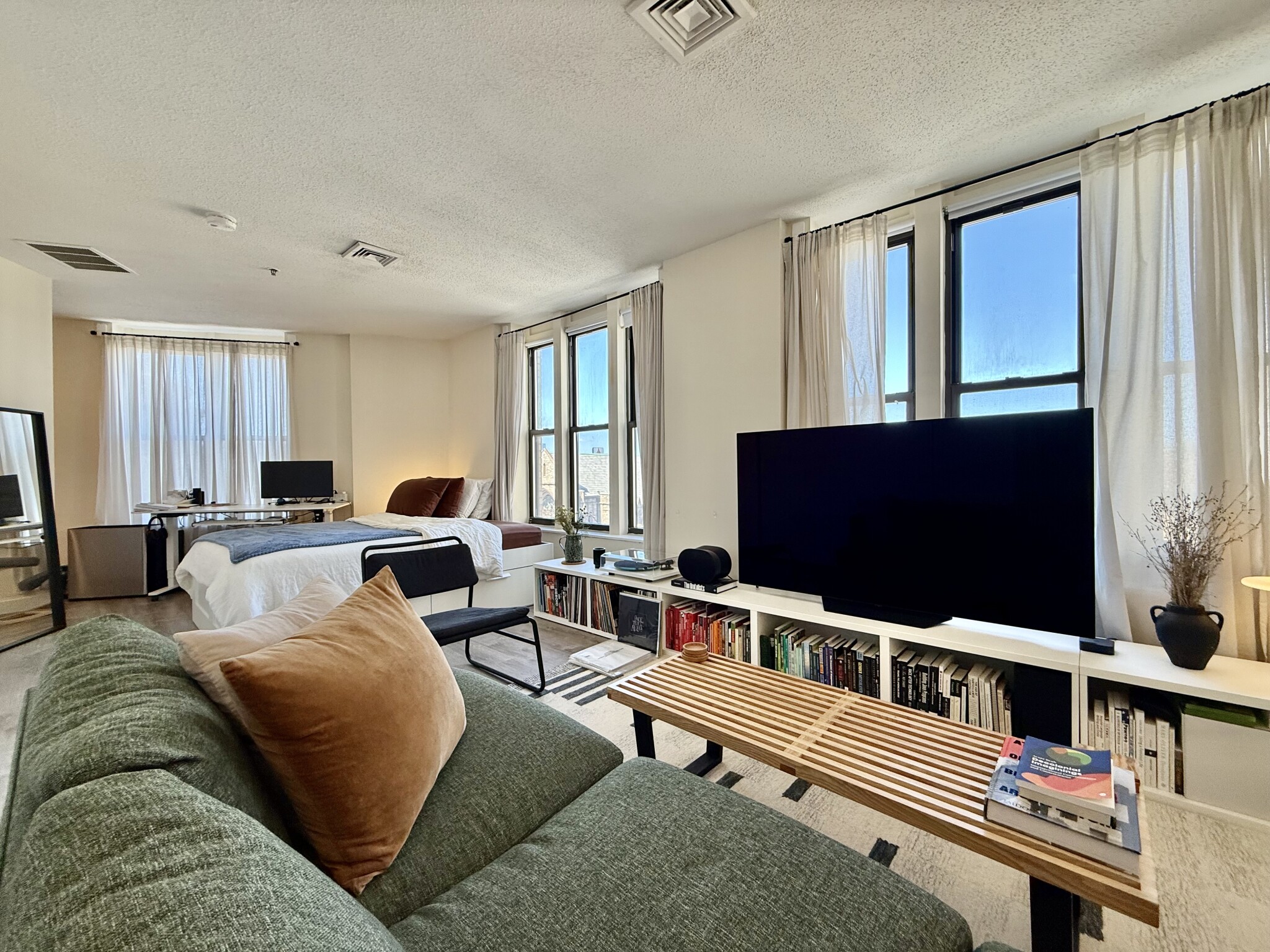 1126 Boylston St, Fenway