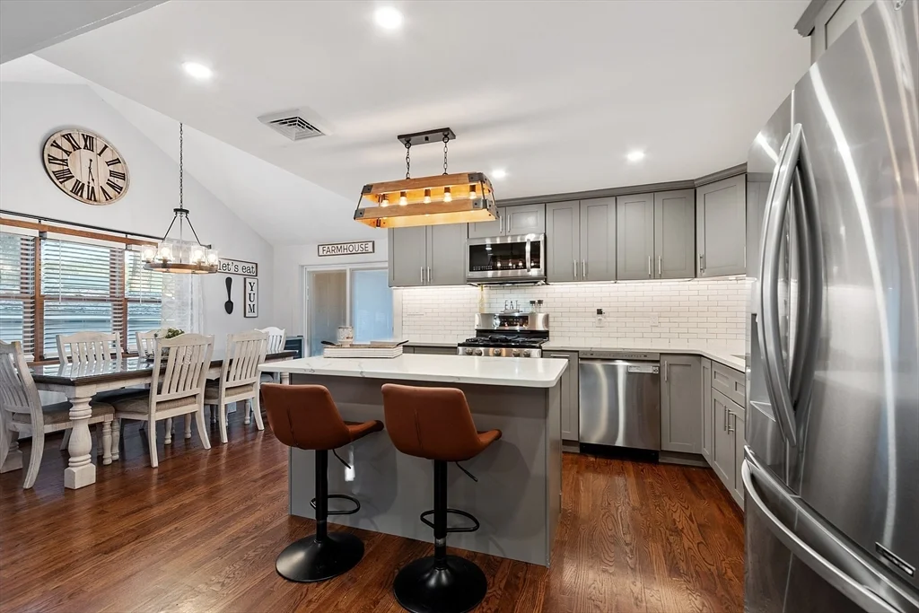 963 South St, Tewksbury