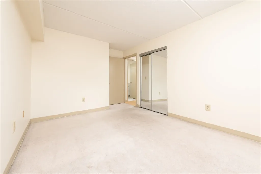 108 Peterborough St, Fenway