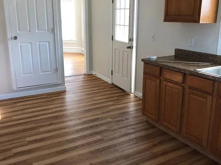 3 Belmont St, Lowell